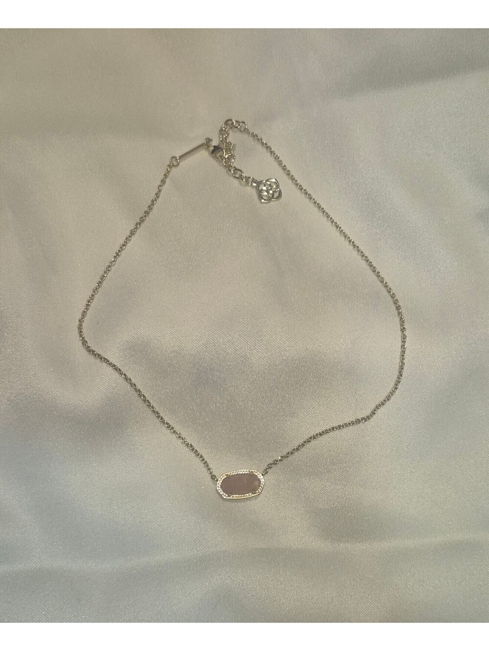 Kendra Scott Gold Elisa Pendant Necklace - Pink stone